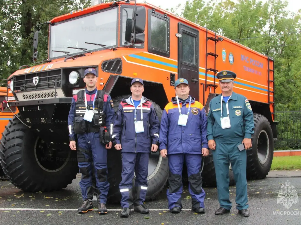 МЧС показало арктическую технику на форуме в Архангельске